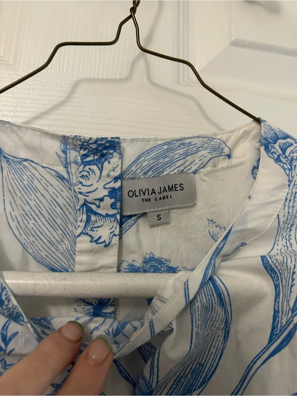 Olivia James | Blue Floral Puff-Sleeve Women’s Top - Picture 4 of 7